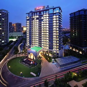 Hampton By Hilton Bay 5*, Санья Китай